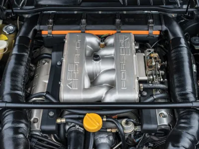 928