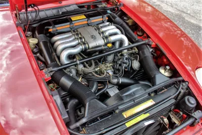 928