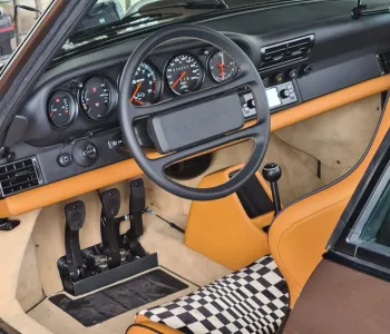 930