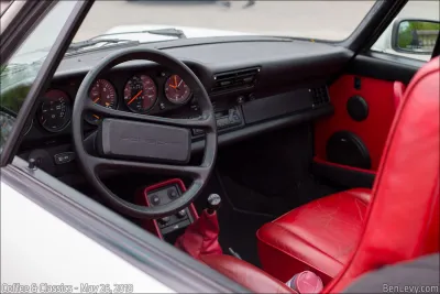 930