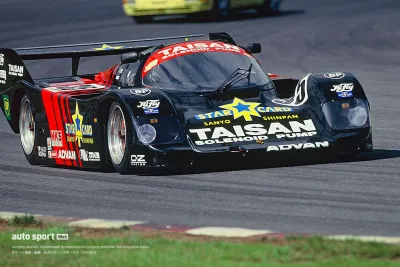 962