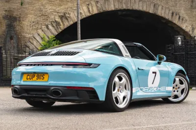 992