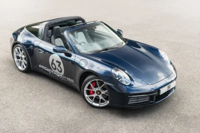 992