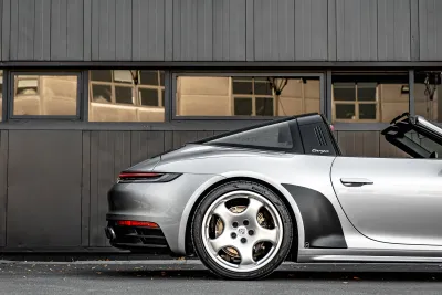 992