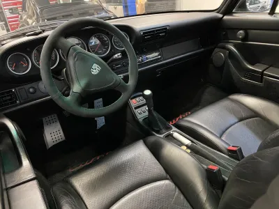 993