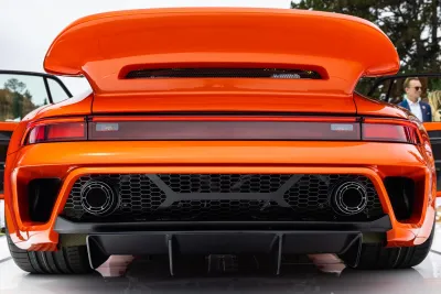 993
