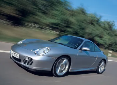 996