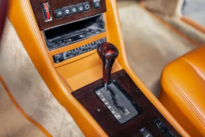 Gullwing
