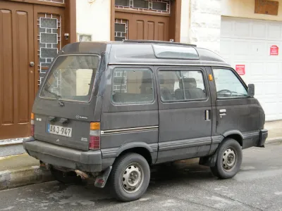 E12