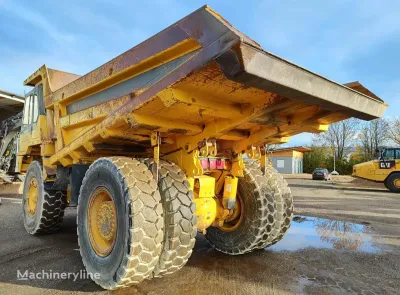 Komatsu