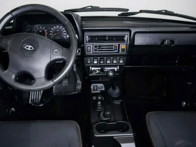 2121