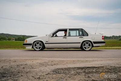 944