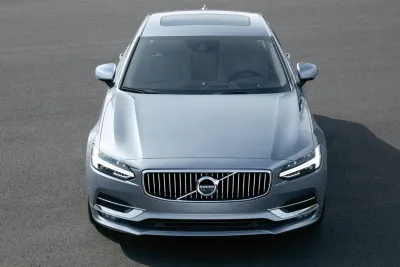 S90