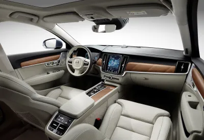 S90