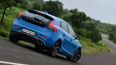 V40