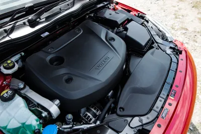 V40