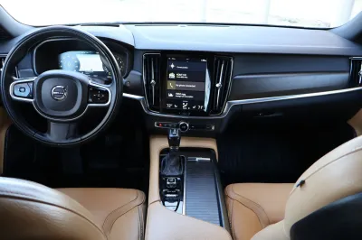 V90