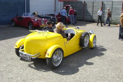 FW400
