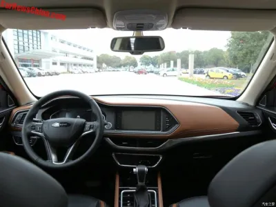 T300